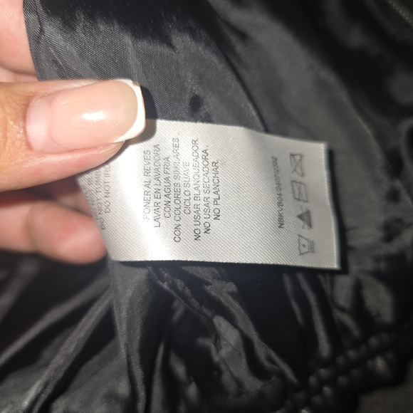 Kensie Girl Black Puffer Vest - Picture 4 of 10